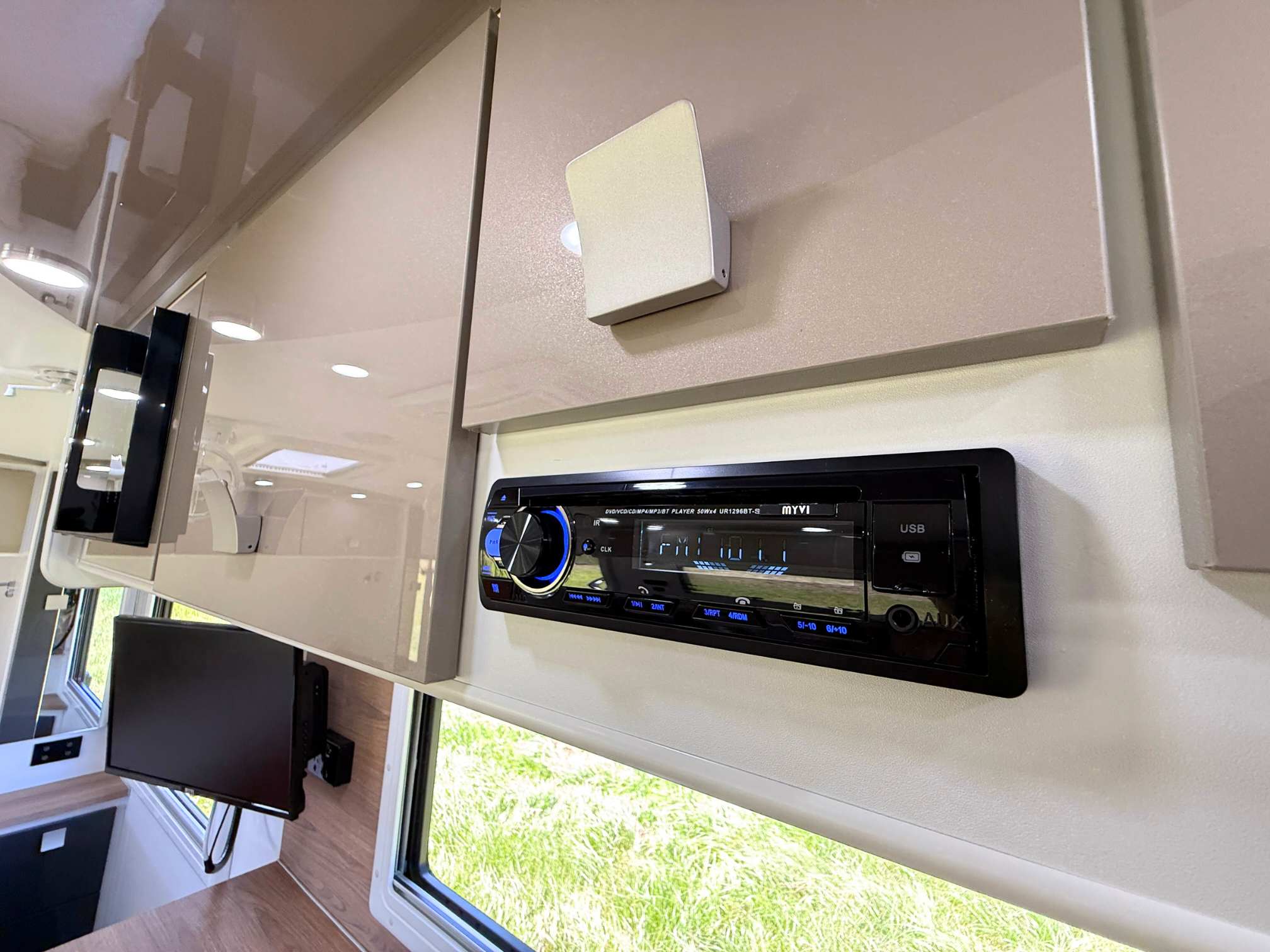 Feathertop 19'6 (17)